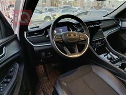 جیپ گراند شیرۆکی